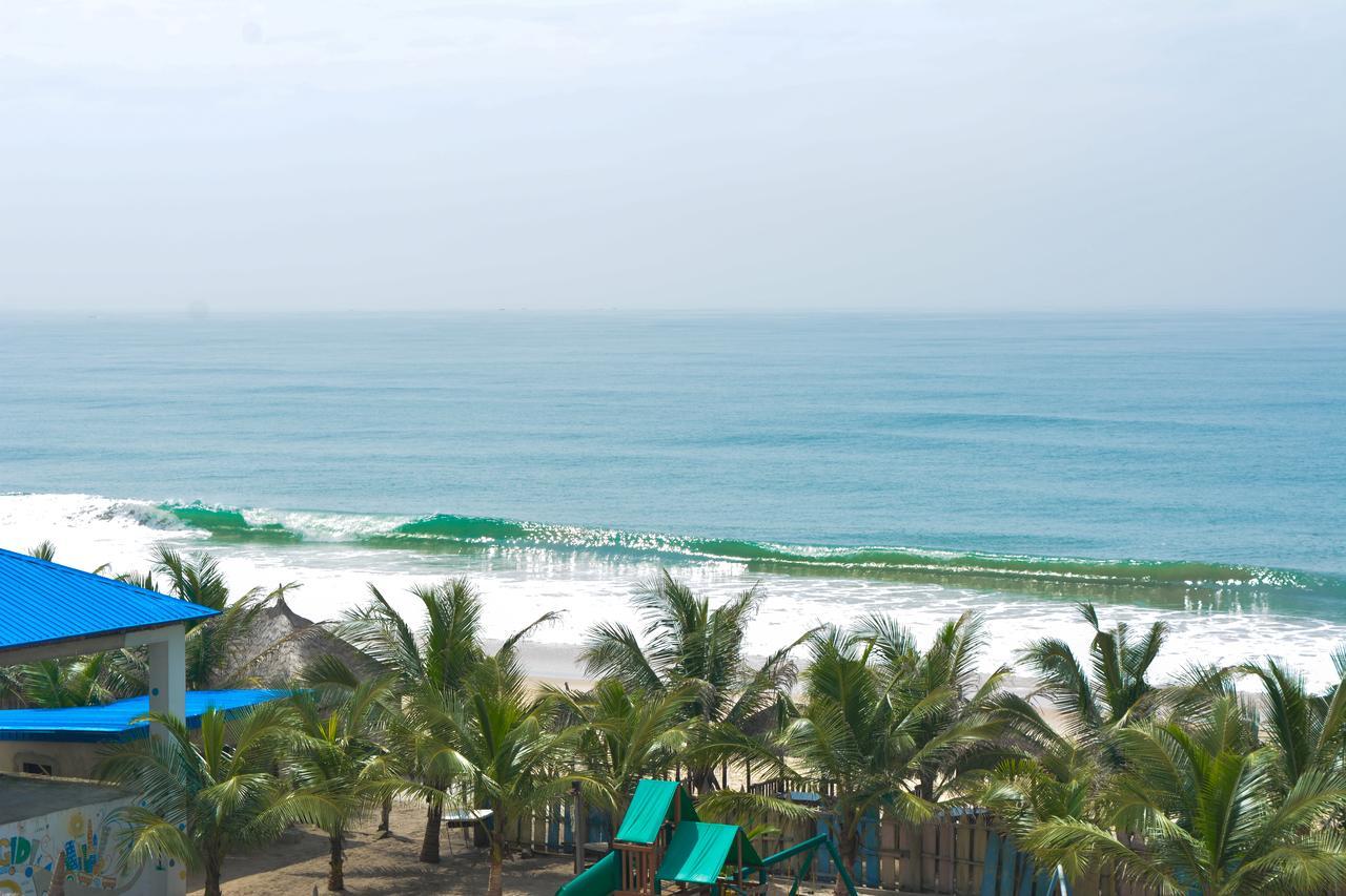 Atican Beach Hotel Lagos Bagian luar foto