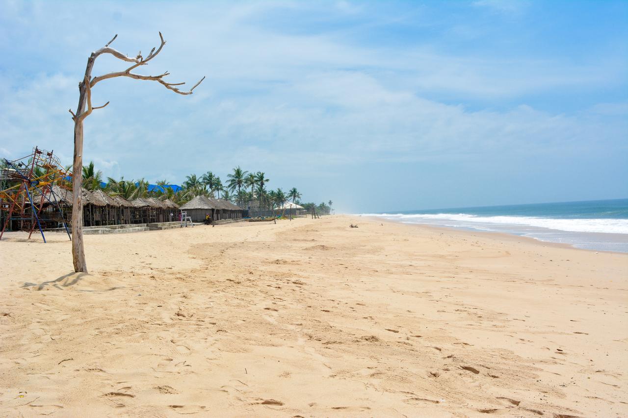 Atican Beach Hotel Lagos Bagian luar foto