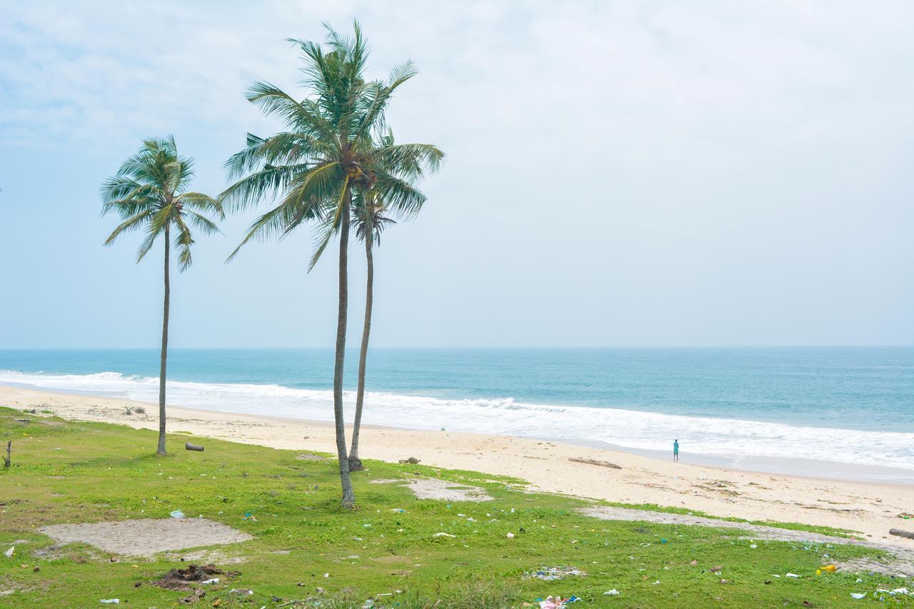 Atican Beach Hotel Lagos Bagian luar foto